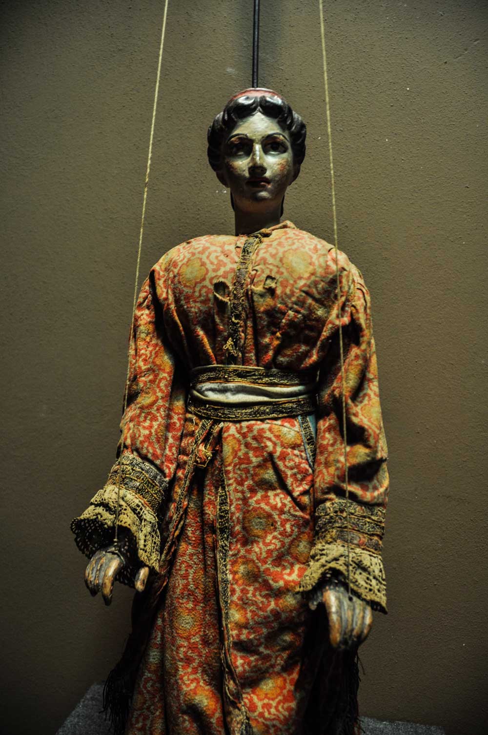 Marionettes